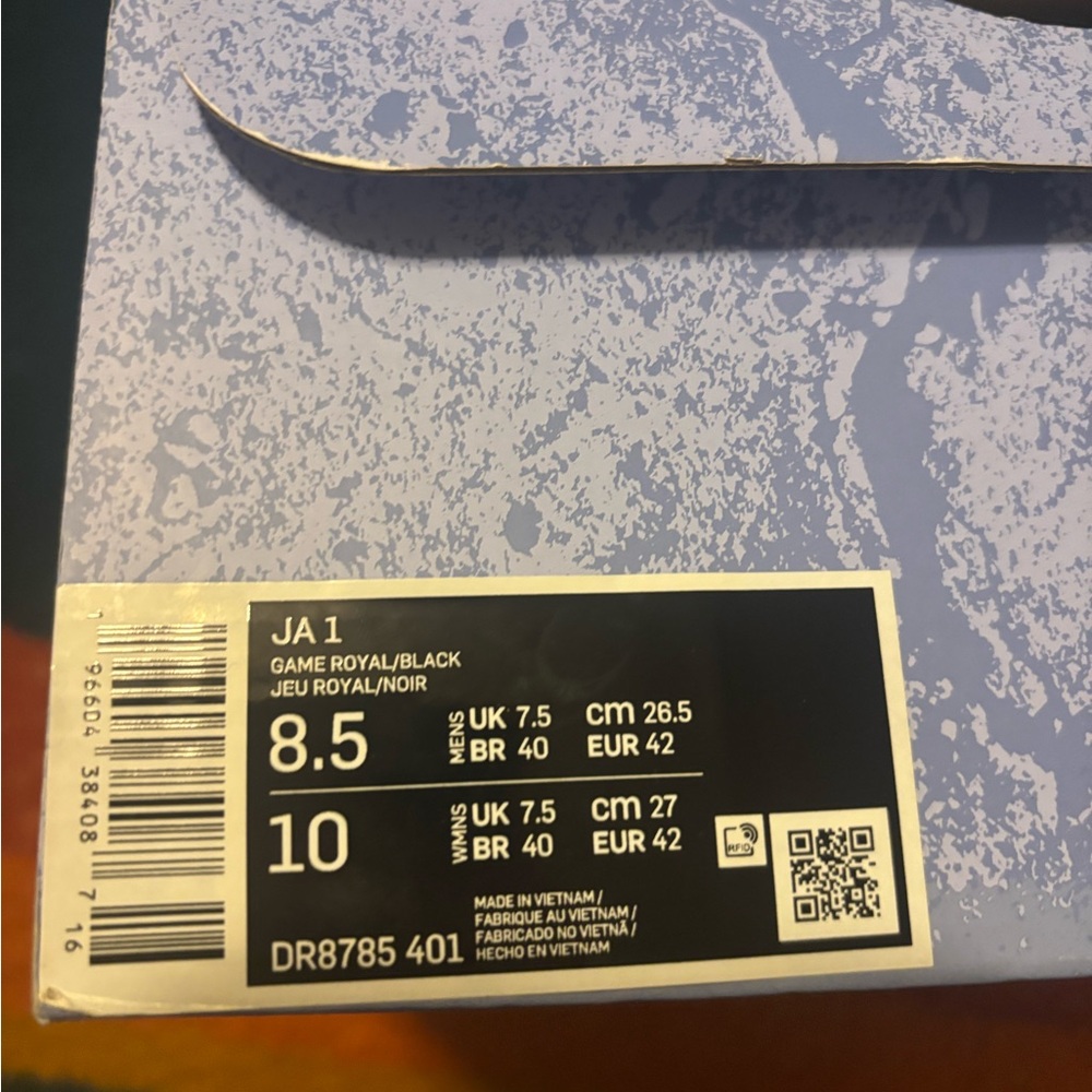 Game Royal and Black Sneakers